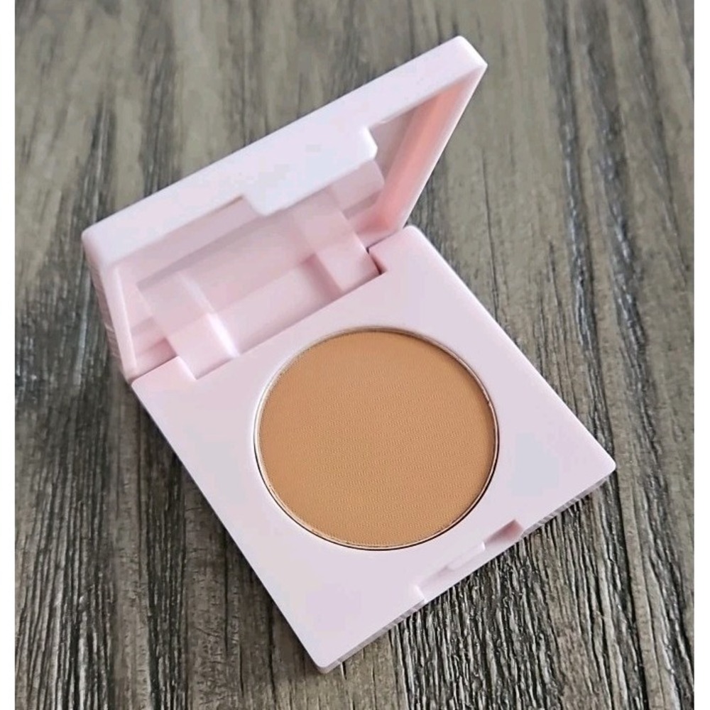 K. Voss Pixie Powder In Times Square Pressed Face Powder 2.5g Compact Travel